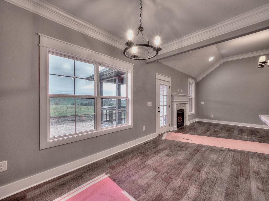 124 Rhetts Way Jonesborough, TN 37659 - Photo 10 of 36 Photo 10