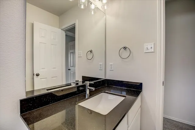 $2,100 | 12300 Dwight Eisenhower Street, Manor, TX 78653