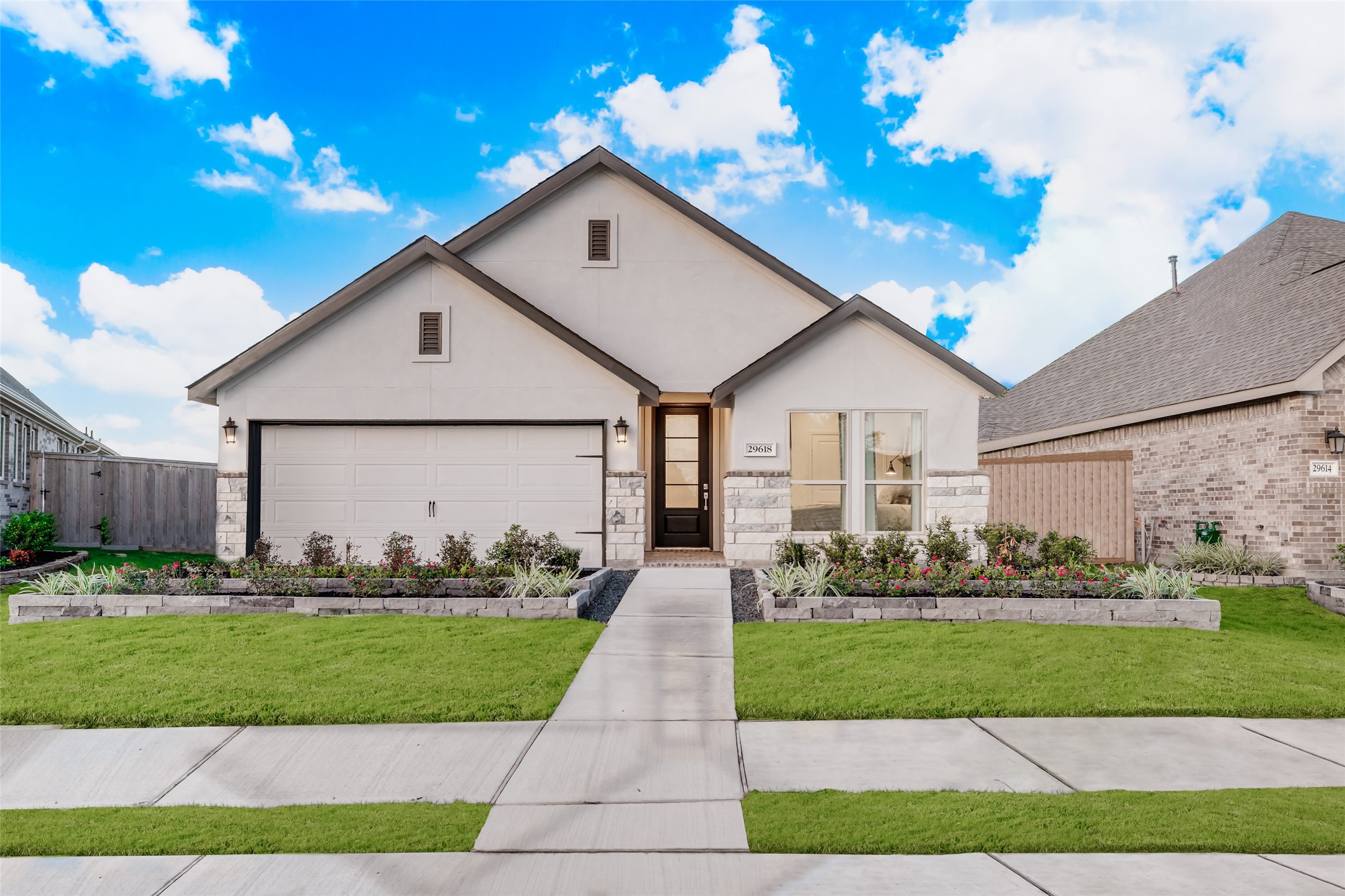 3511 Atlas Pt Lane Angleton, TX 77515 - Photo 2 of 31