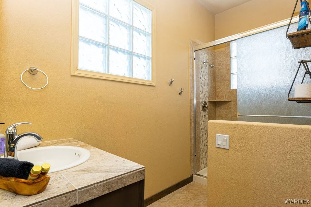 3742 Mountain View Road Bullhead City, AZ 86442 - Photo 40 of 62 Bathroom