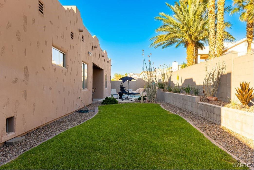 3742 Mountain View Road Bullhead City, AZ 86442 - Photo 58 of 62 Yard