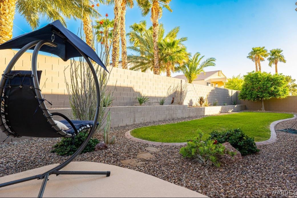 3742 Mountain View Road Bullhead City, AZ 86442 - Photo 60 of 62 Yard