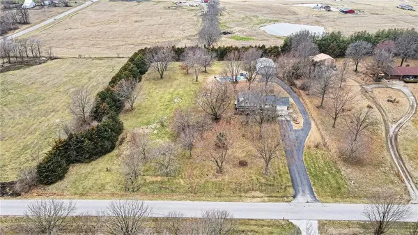 $675,000 | 15226 Country Lane, Kearney, MO 64060