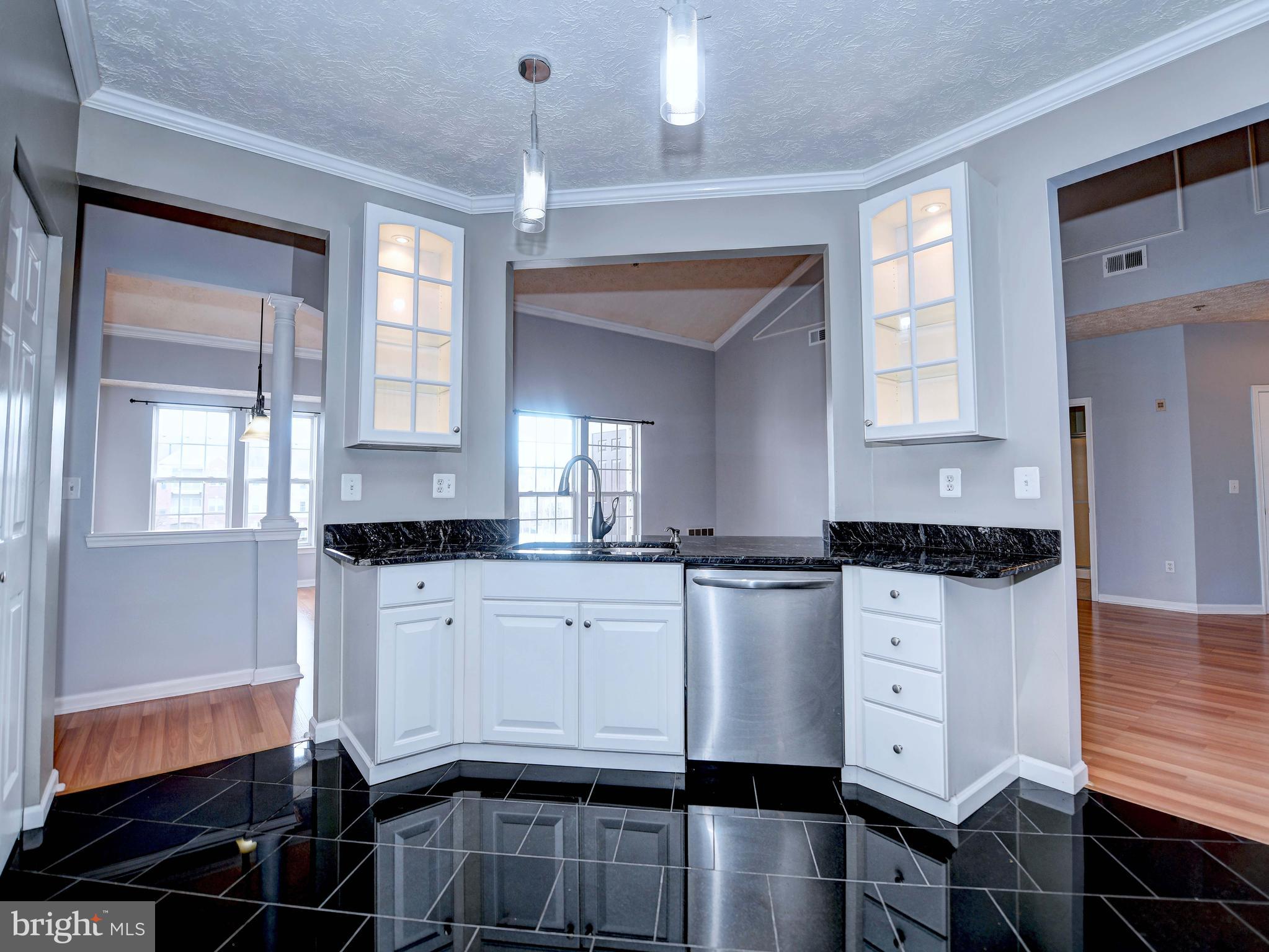4998 Brightleaf Court, Unit 4998 Rosedale, MD 21237 - Photo 4 of 32 Gallery Image 4