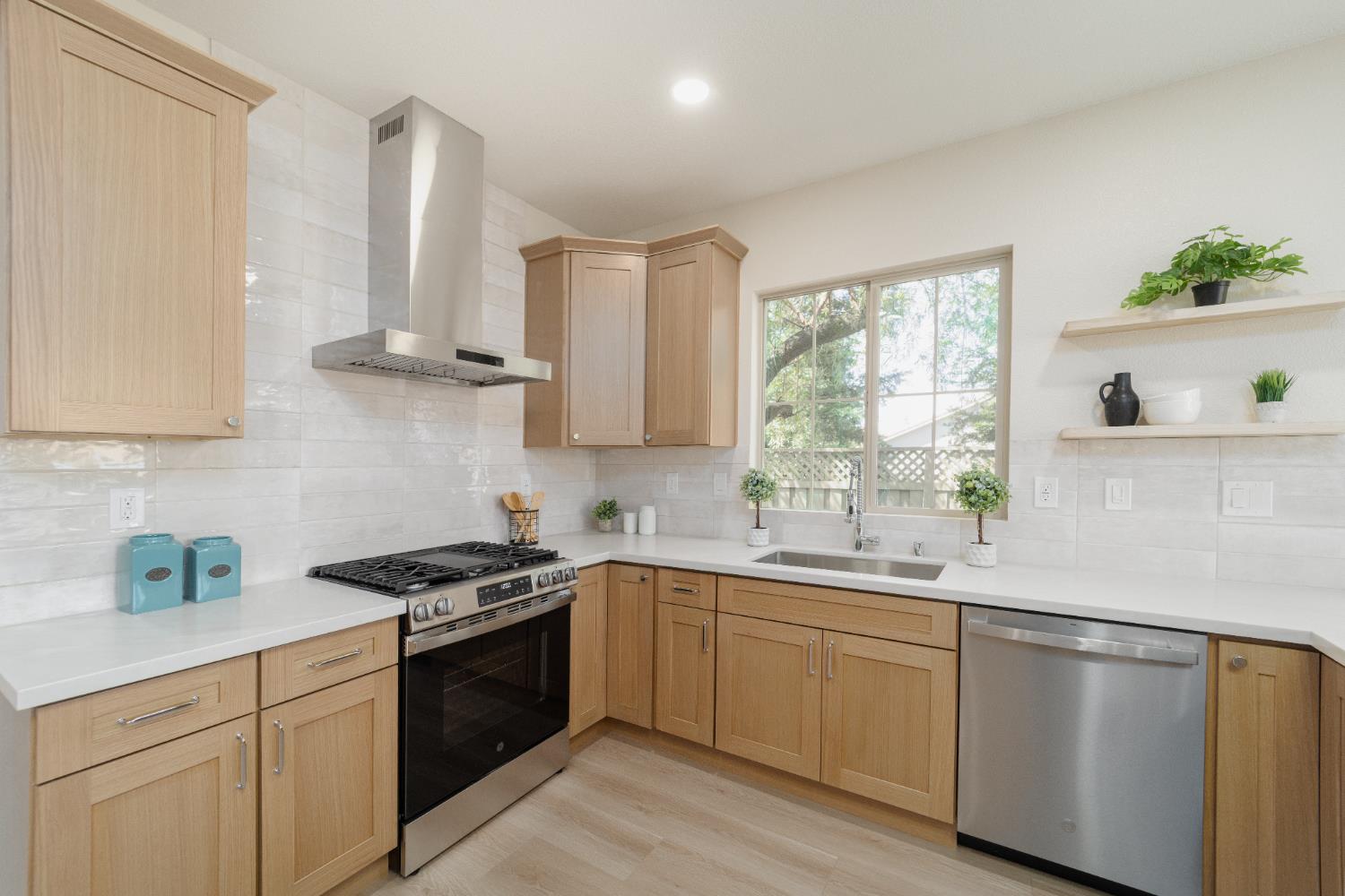 1802 Winding Way Lincoln, CA 95648 - Photo 13 of 32