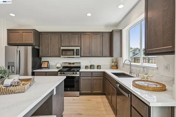 $749,000 | 101 Crk Vw Circle, Fairfield, CA 94533