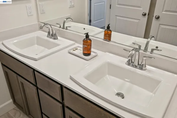 $749,000 | 101 Crk Vw Circle, Fairfield, CA 94533