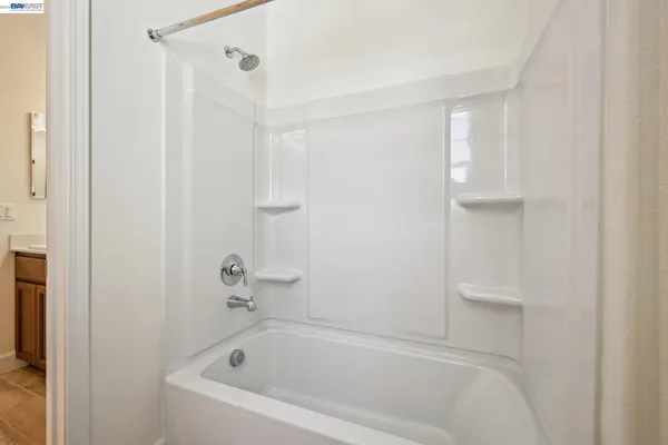 $749,000 | 101 Crk Vw Circle, Fairfield, CA 94533
