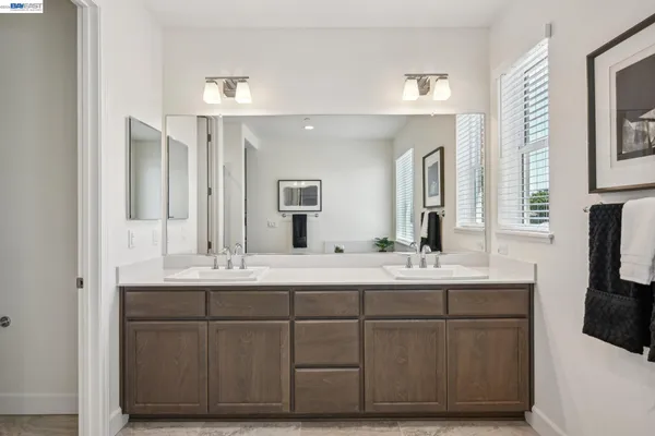 $749,000 | 101 Crk Vw Circle, Fairfield, CA 94533