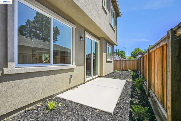 $749,000 | 101 Crk Vw Circle, Fairfield, CA 94533