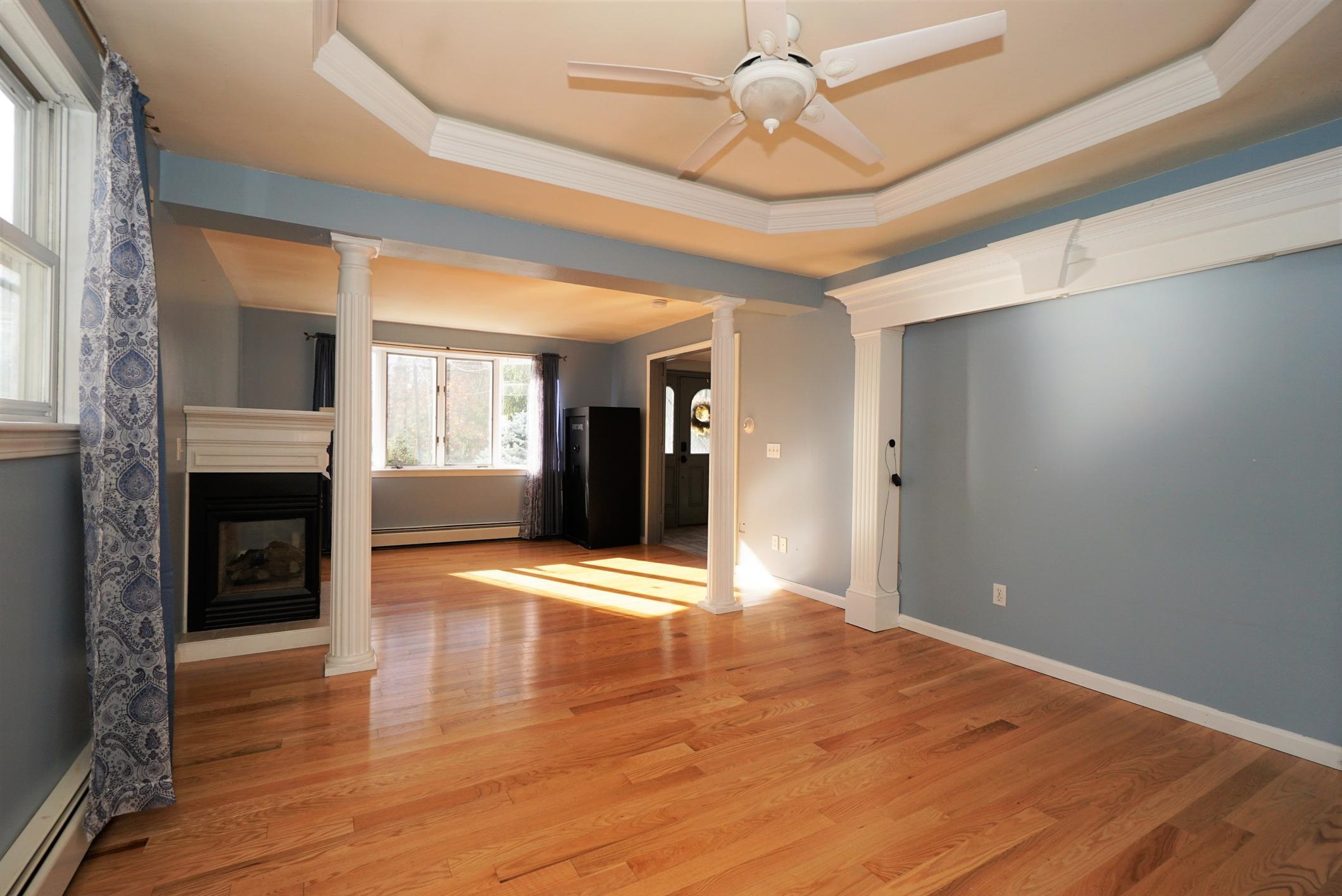 4 Old Derry Road Londonderry, NH 03038 - Photo 11 of 29 Gallery Image 11