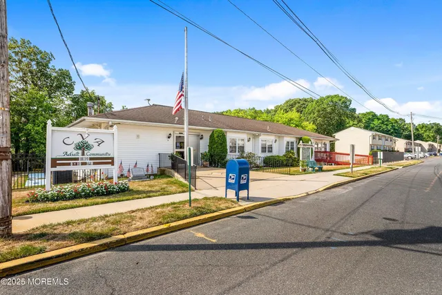 $295,000 | 7 Nebraska Drive, Unit 153, Matawan, NJ 07747