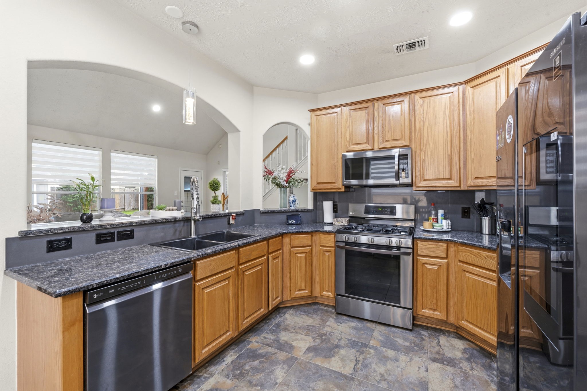 23711 Spring Dane Drive Spring, TX 77373 - Photo 16 of 38