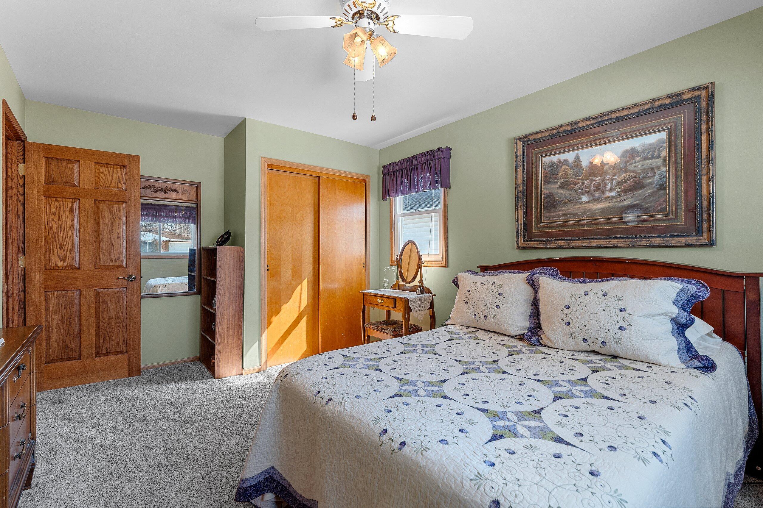 1465 North 8th Street Manitowoc, WI 54220 - Photo 22 of 55 _DSC2458.jpg-SMALL