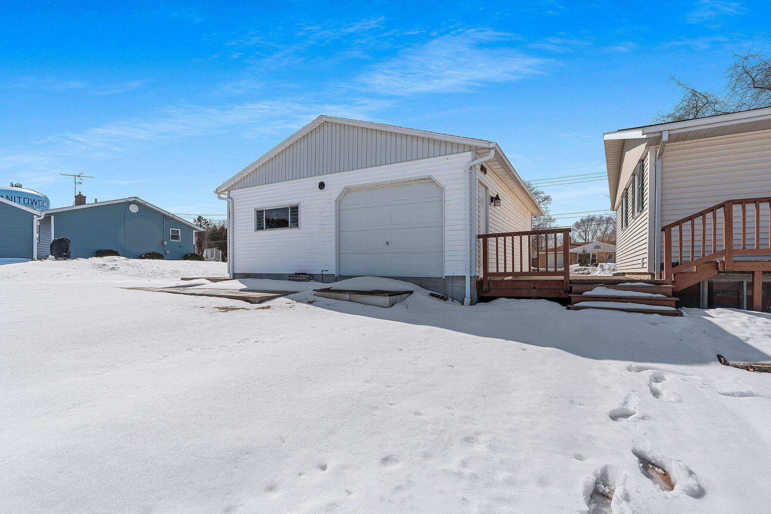 1465 North 8th Street Manitowoc, WI 54220 - Photo 52 of 55 _DSC2601.jpg-SMALL