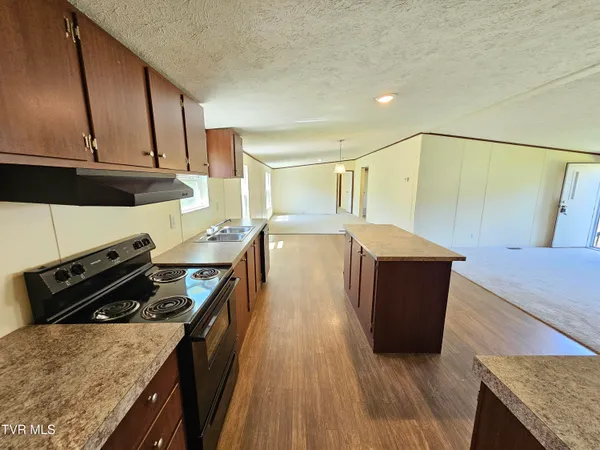 $230,000 | 1770 Highway 91, Elizabethton, TN 37643