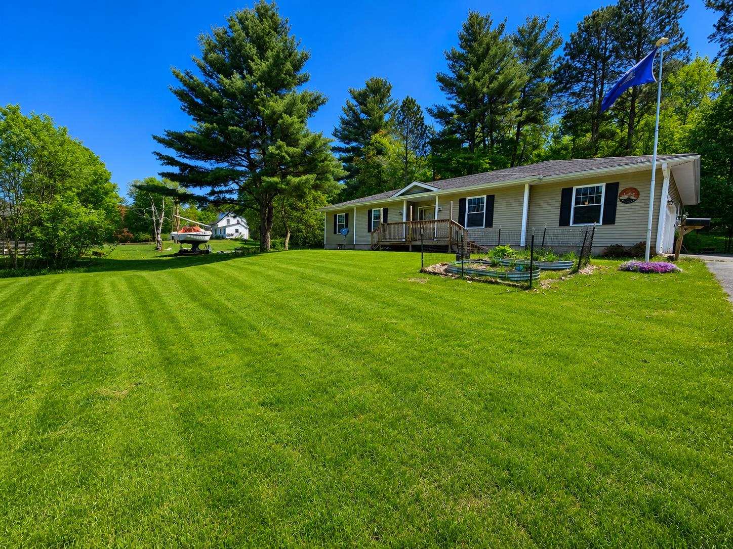 69 Edgewood Drive Newport, VT 05855 - Photo 35 of 42