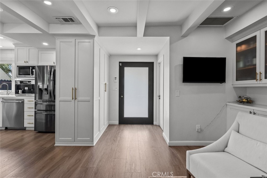 2534 Page Drive Altadena, CA 91001 - Photo 9 of 48 a view of a livingroom with furniture and flat screen tv