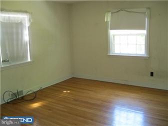 107 Boncouer Road Cheltenham, PA 19012 - Photo 8 of 9 Bedroom