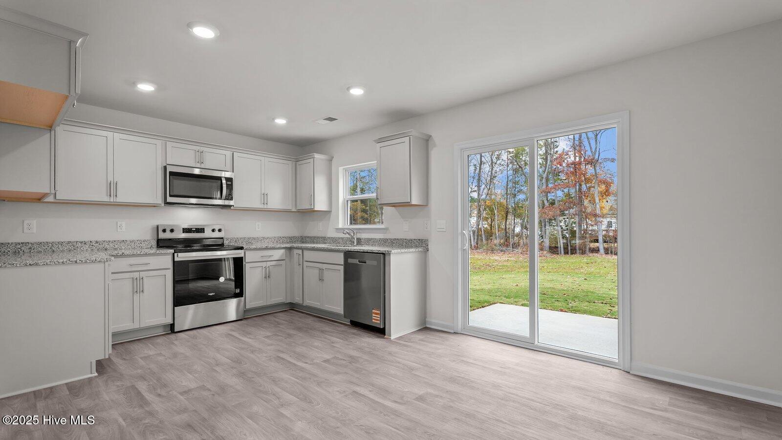 3916 Falcon Court Wilson, NC 27896 - Photo 7 of 36 24-custom-DSC05770