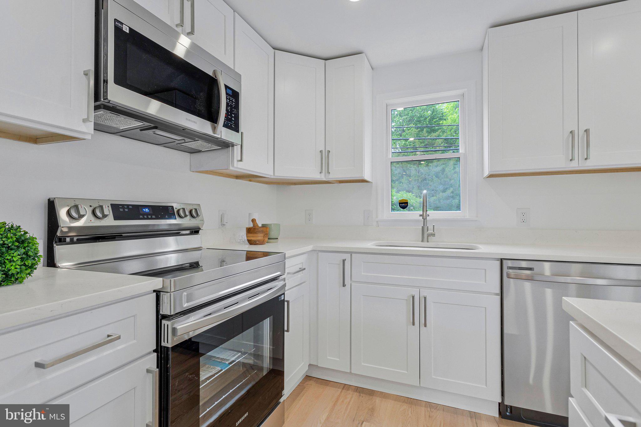 3365 Arundel On The Bay Road Annapolis, MD 21403 - Photo 13 of 47 Kitchen