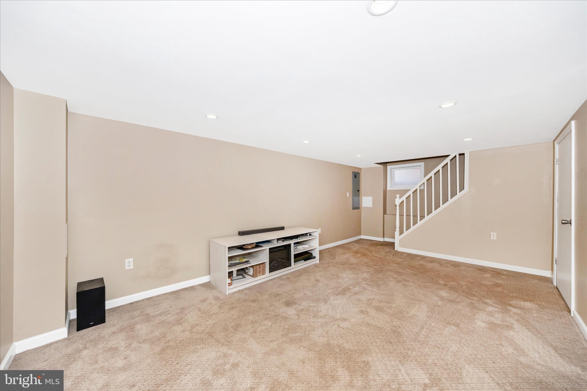 209 Monroe Avenue Frederick, MD 21701 - Photo 39 of 51 Family Room