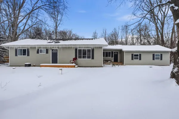 $309,900 | 9465 Hubbard Road, Davison, MI 48423