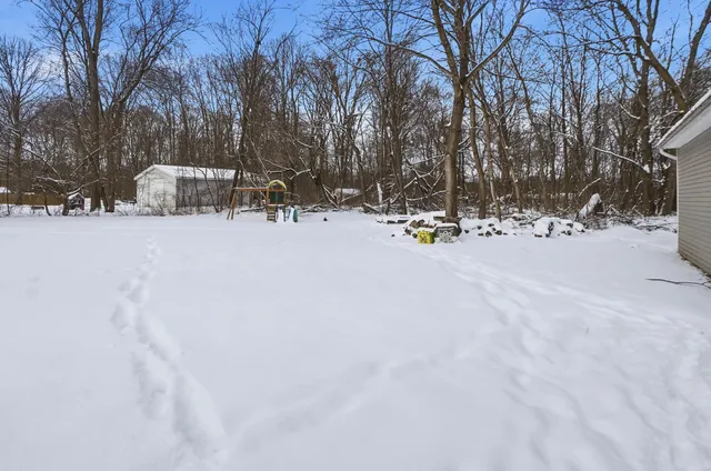 $314,900 | 9465 Hubbard Road, Davison, MI 48423