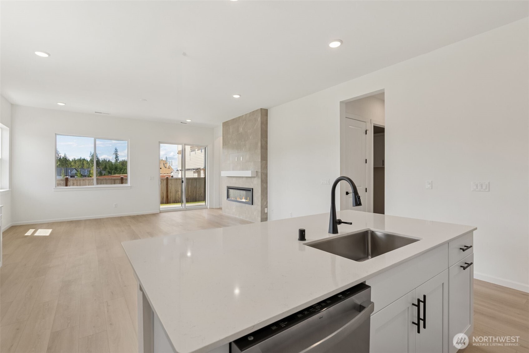 4142 Southwest Muller Lane, Unit 310 Port Orchard, WA 98367 - Photo 9 of 14