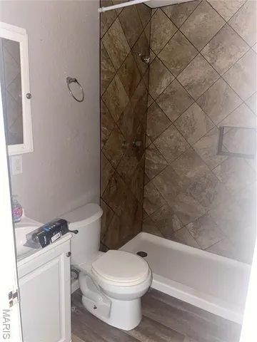 $180,000 | 3600 Falling Springs Road, Cahokia, IL 62206