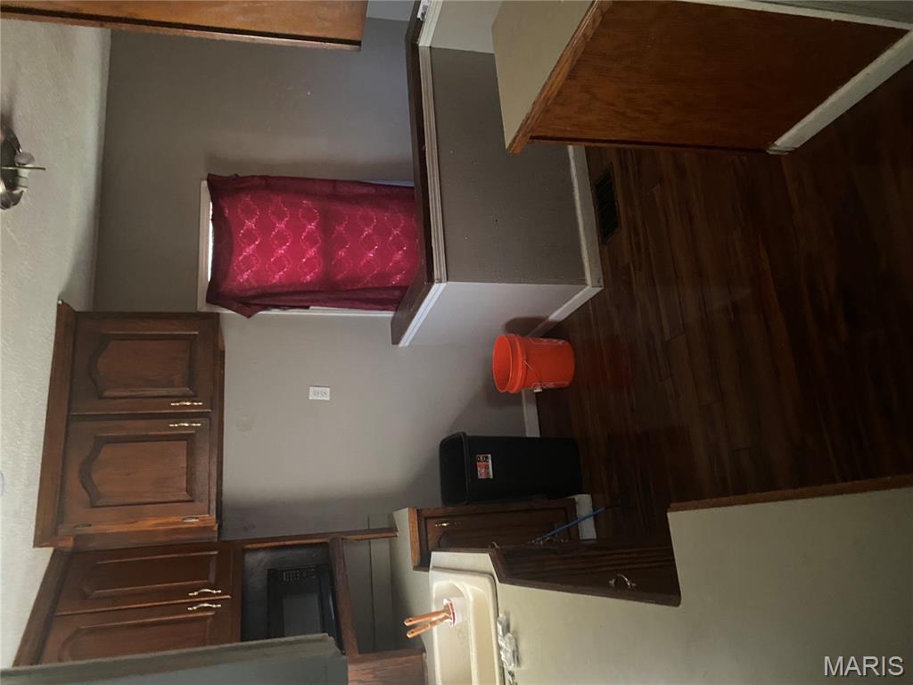 3600 Falling Springs Road Cahokia, IL 62206 - Photo 8 of 28