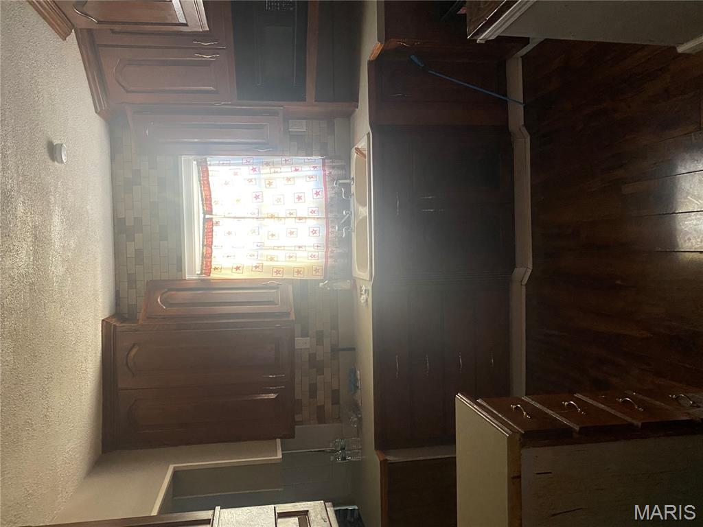 3600 Falling Springs Road Cahokia, IL 62206 - Photo 9 of 28