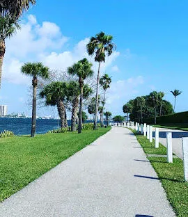 $150,000 | 505 Spencer Drive, Unit 406, West Palm Beach, FL 33409