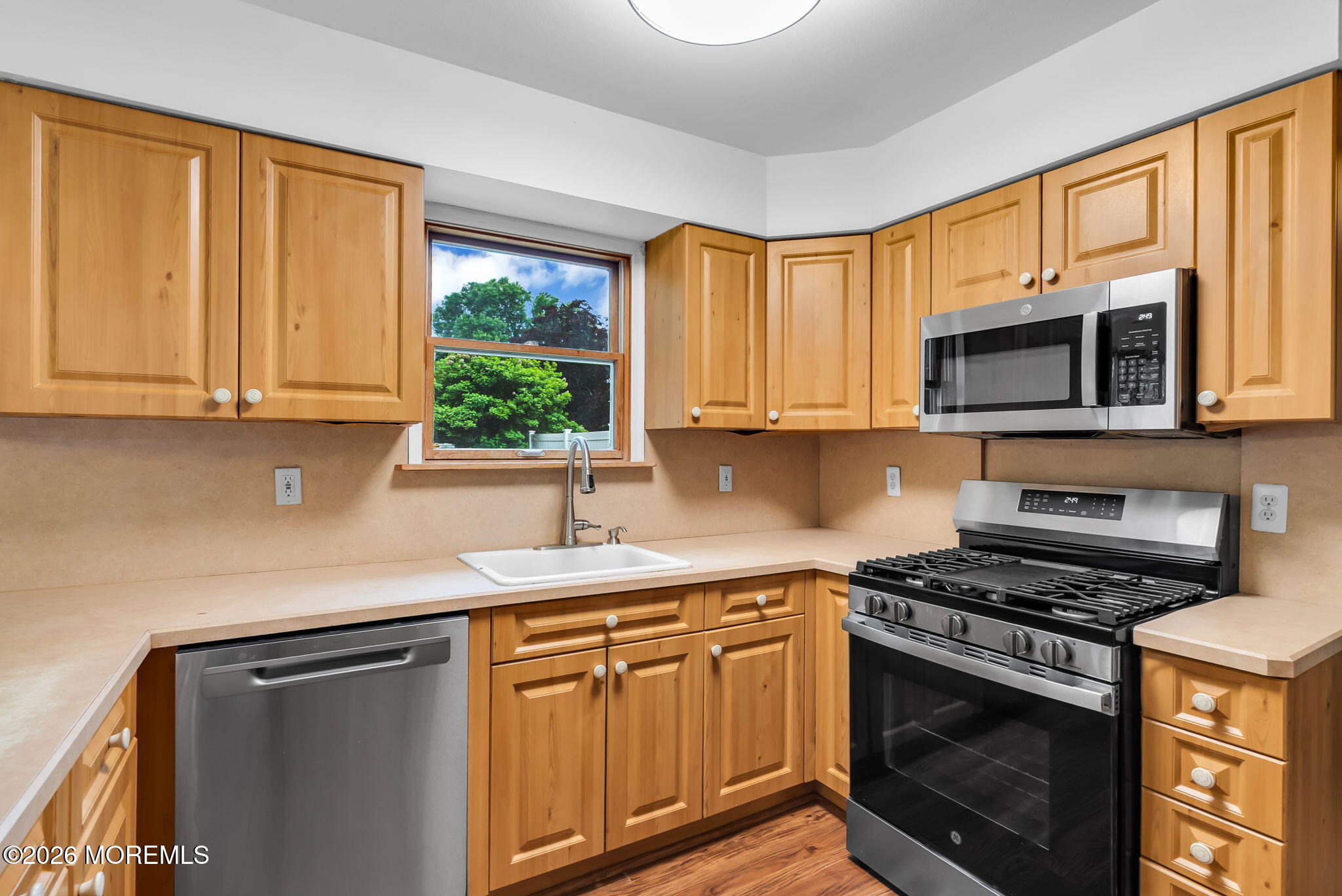 100 Appletree Road Howell, NJ 07731 - Photo 12 of 27 Kitchen