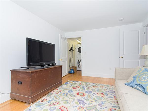 36 Mercer Street, Unit 1 Boston, MA 02127 - Photo 16 of 24