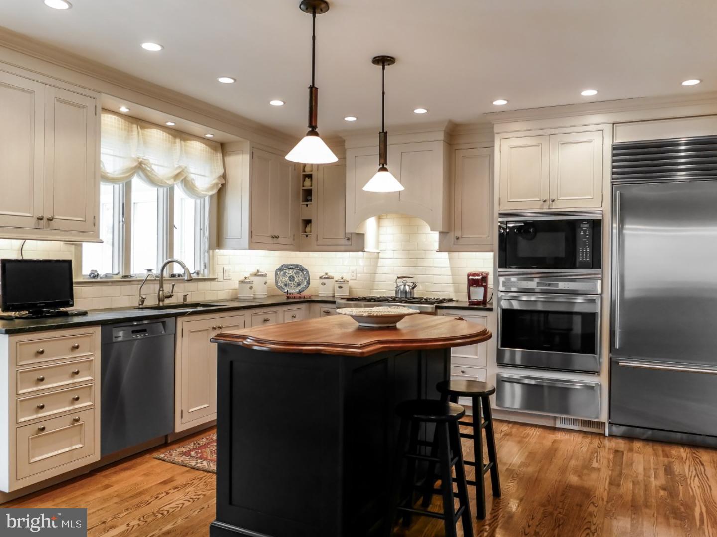 8 Edgewood Road Yardley, PA 19067 - Photo 10 of 25 Gallery Image 10