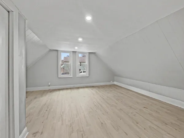 $379,488 | 365-367 Water Street, Springfield, MA 01151