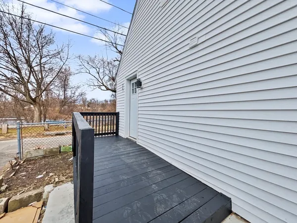 $379,488 | 365-367 Water Street, Springfield, MA 01151