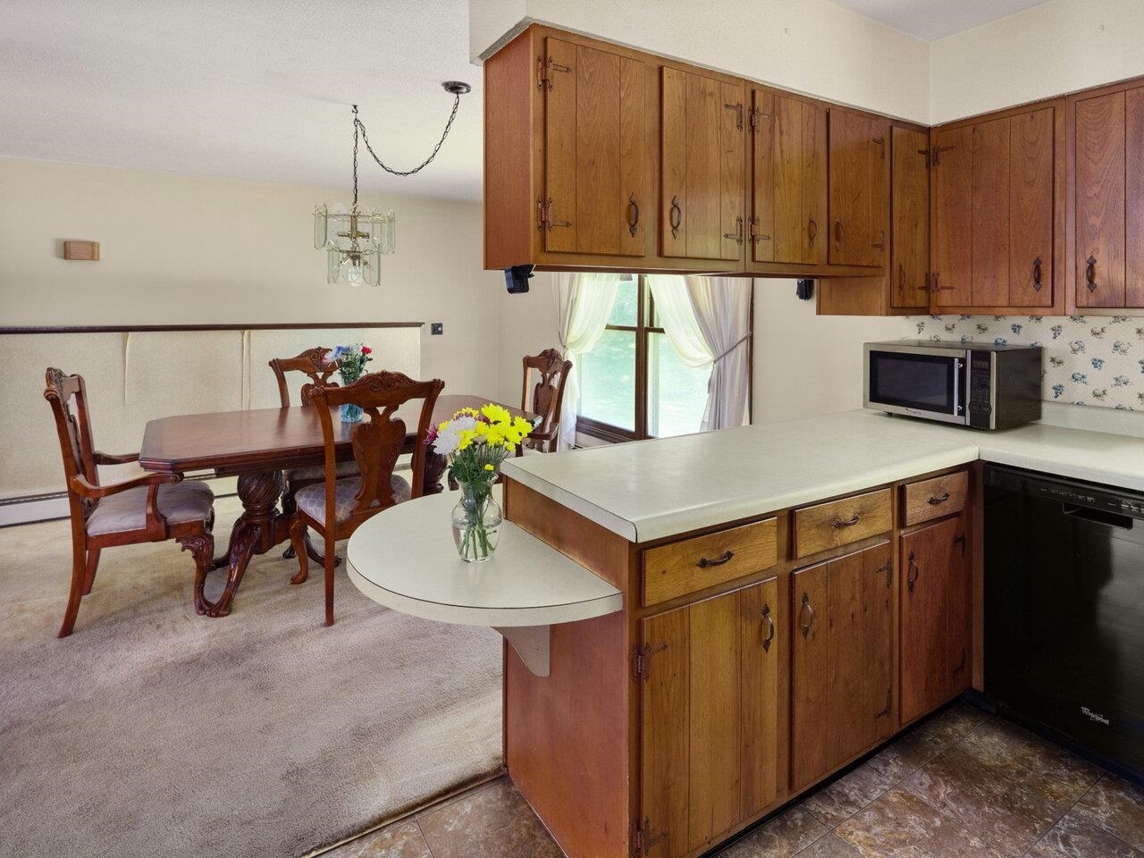 223 Swamp Road Hinesburg, VT 05461 - Photo 11 of 30 Gallery Image 11