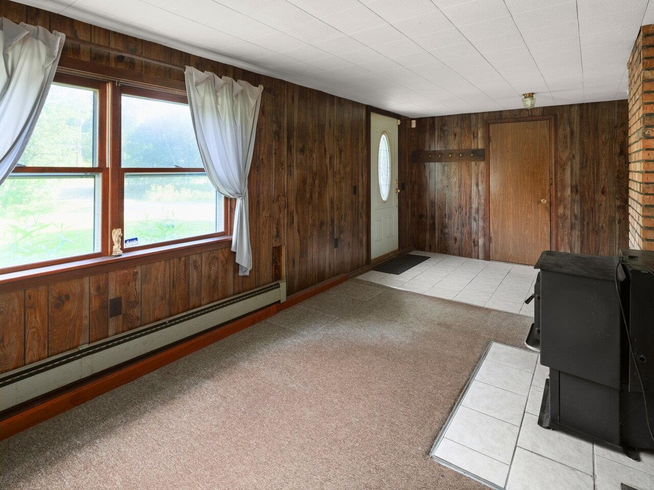 223 Swamp Road Hinesburg, VT 05461 - Photo 7 of 30 Gallery Image 7