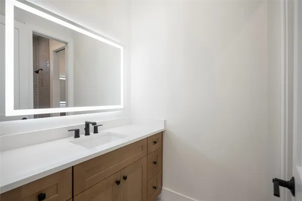 $895,000 | 6999 McCrae Lane, Bryan, TX 77808