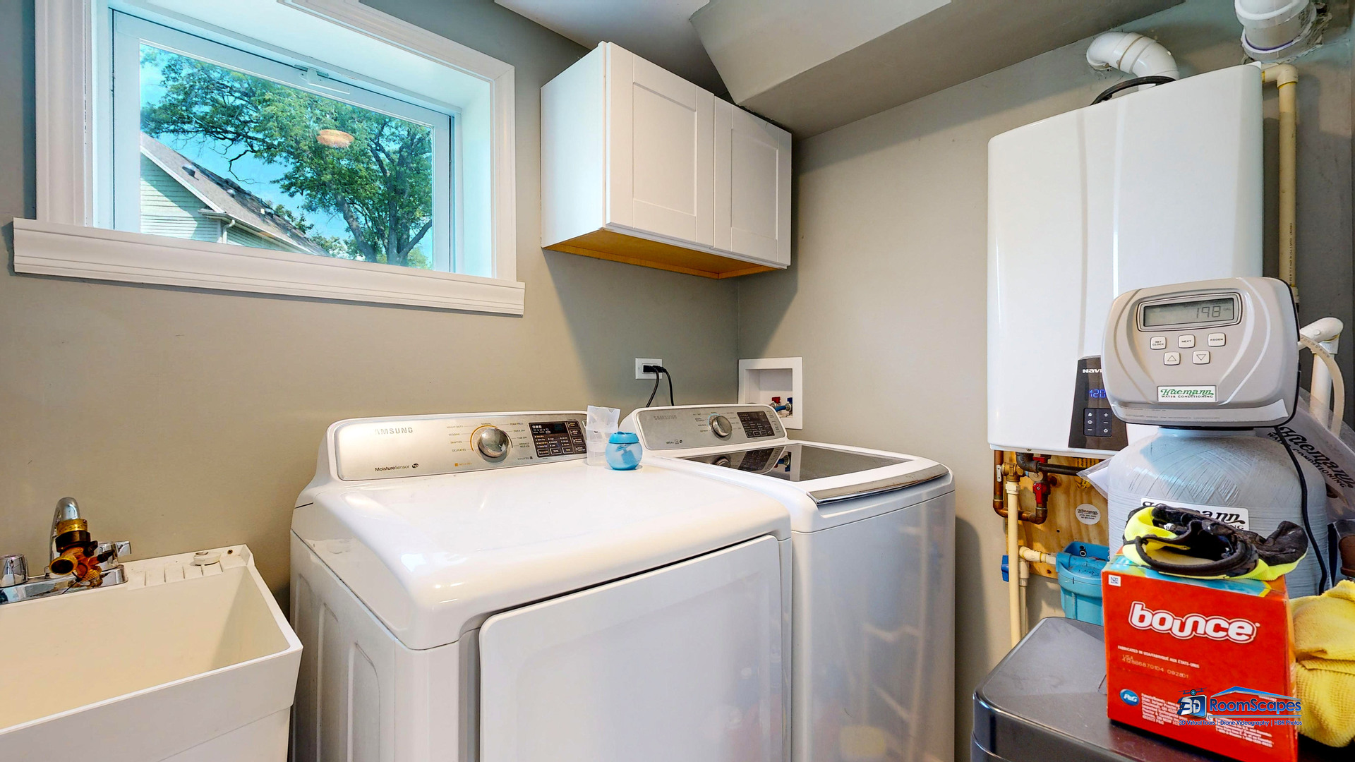 35142 North Lk Shr Road Ingleside, IL 60041 - Photo 47 of 60 a utility room with dryer and washer