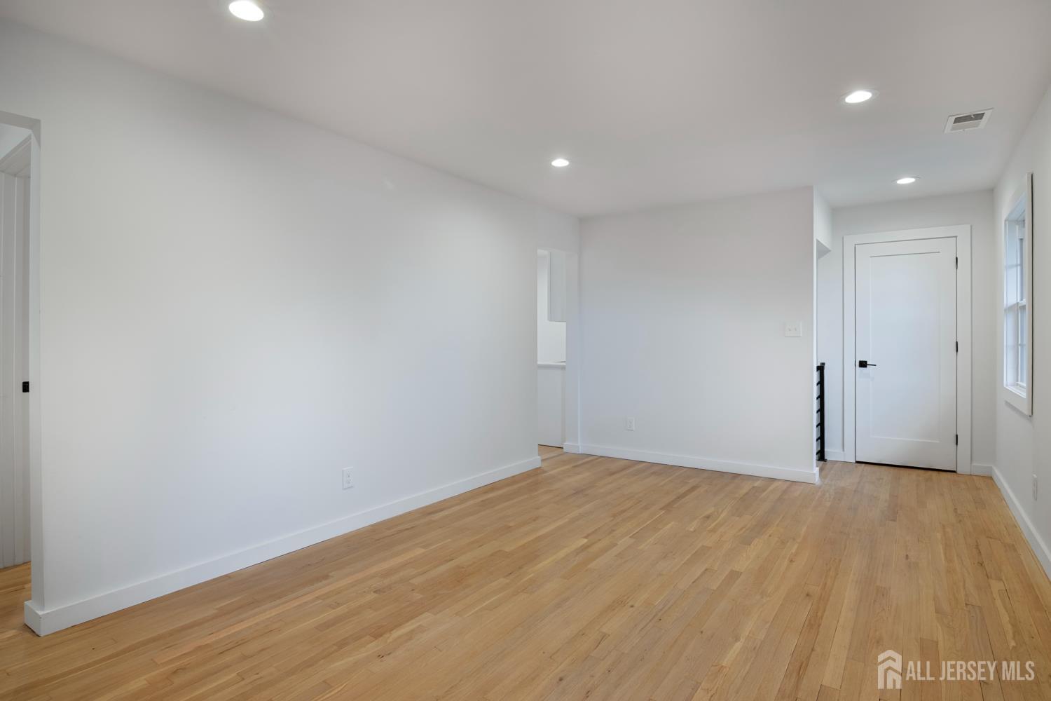 4 Morris Avenue, Unit 2A Edison, NJ 08837 - Photo 10 of 27 a view of an empty room