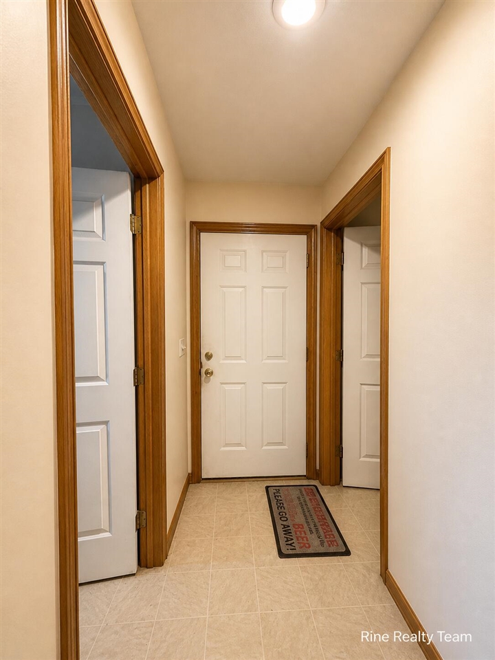5655 Pingree Road Howell, MI 48843 - Photo 20 of 41