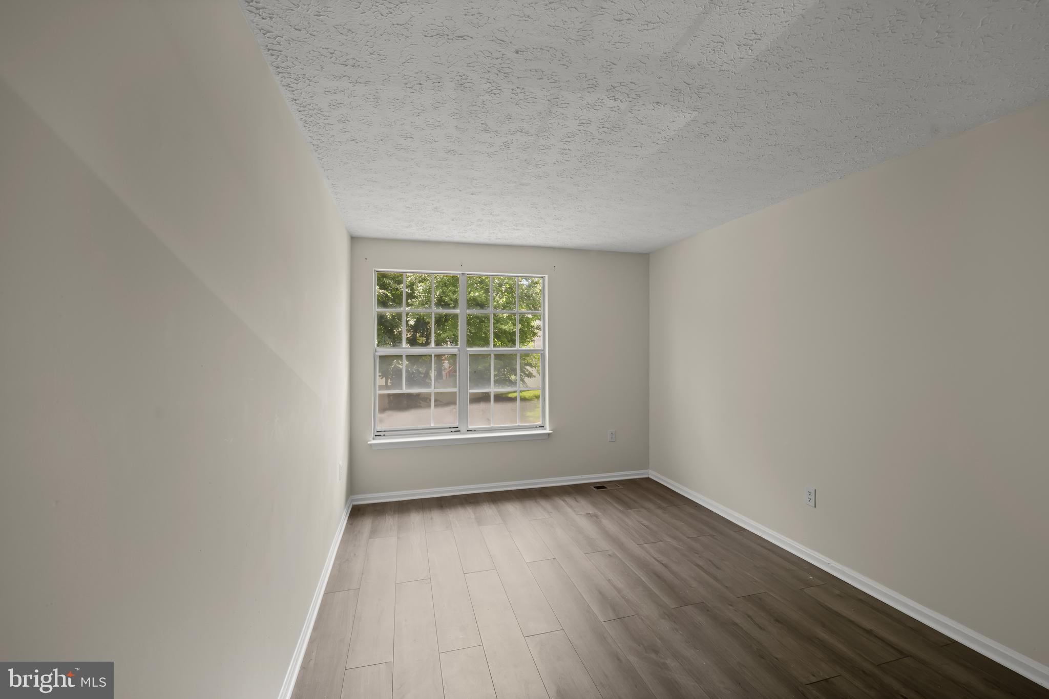 11459 Encore Drive Silver Spring, MD 20901 - Photo 24 of 35