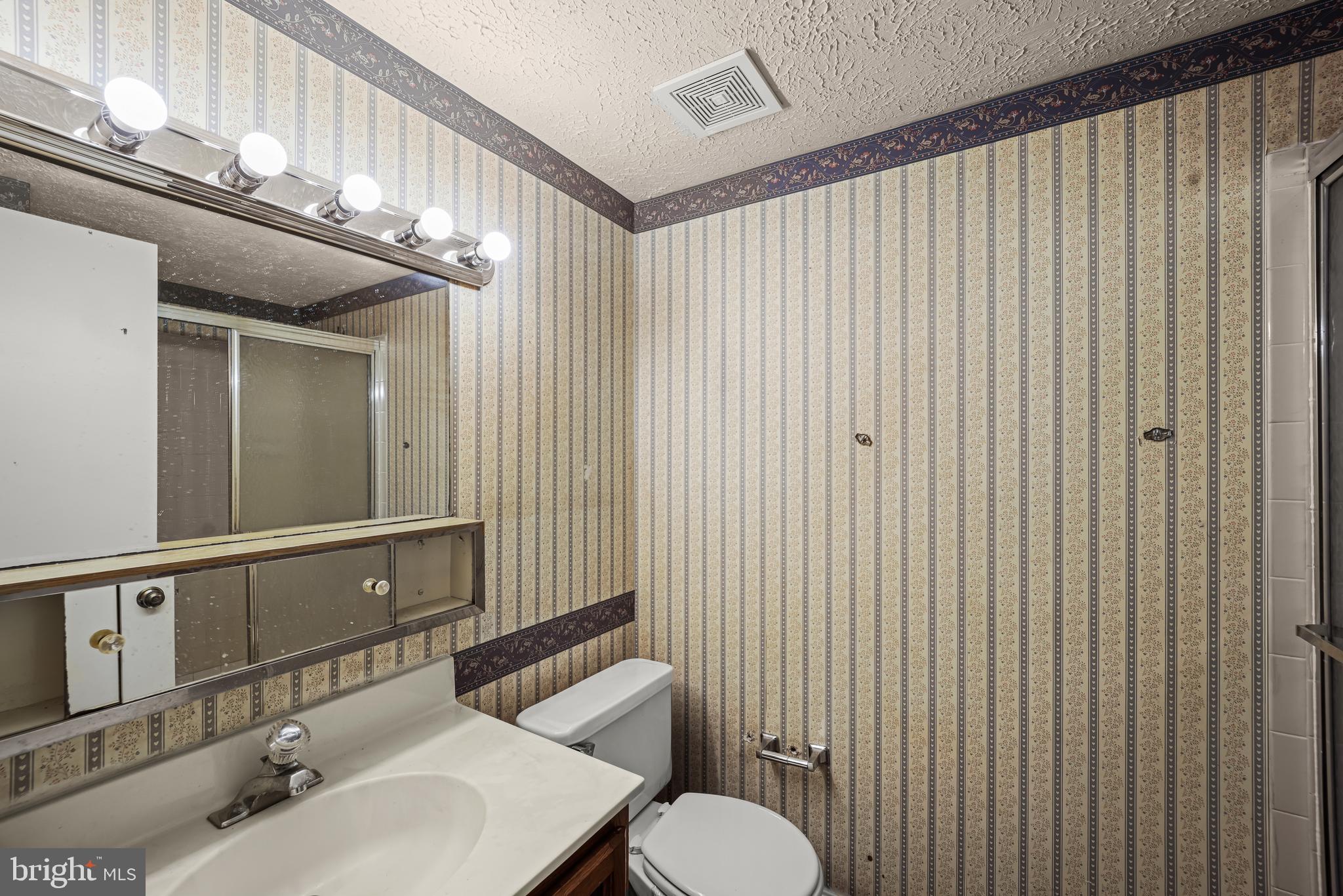 11459 Encore Drive Silver Spring, MD 20901 - Photo 31 of 35