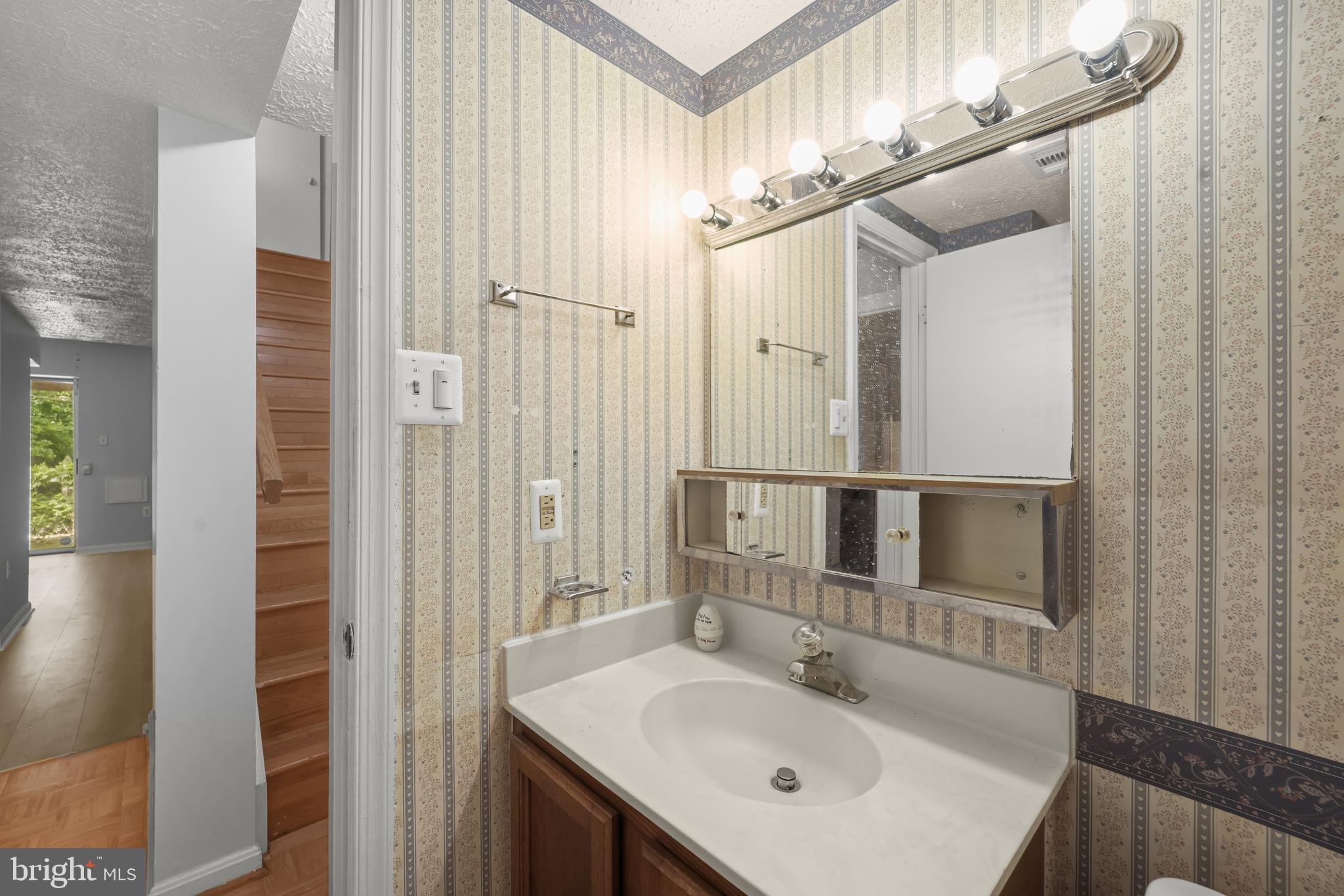 11459 Encore Drive Silver Spring, MD 20901 - Photo 32 of 35