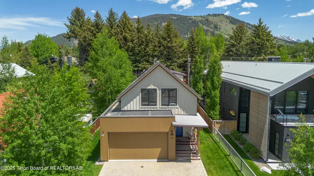 $6,495,000 | 150 North Jean Street, Jackson, WY 83001