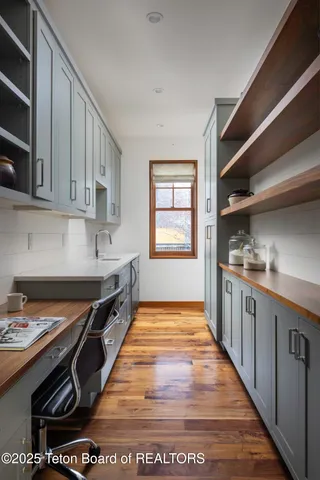 $6,495,000 | 150 North Jean Street, Jackson, WY 83001