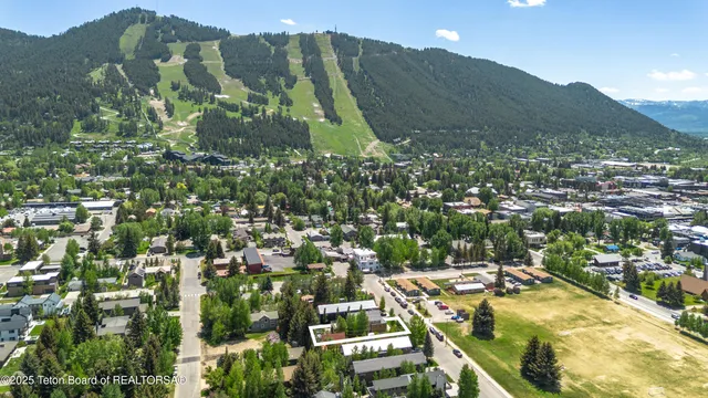 $6,495,000 | 150 North Jean Street, Jackson, WY 83001